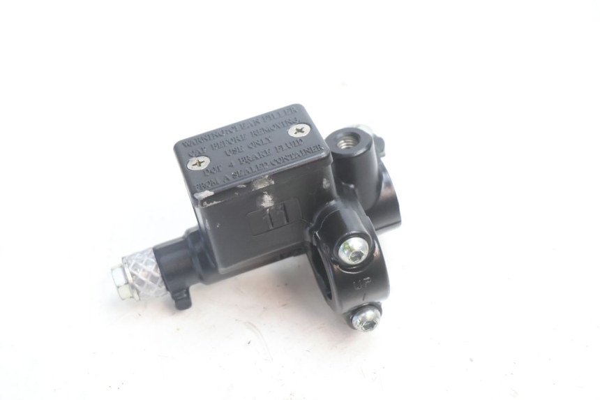 photo de CILINDRO MESTRE DIANTEIRO PIAGGIO ZIP 2T 50 (2009 - 2019) - Vista principal