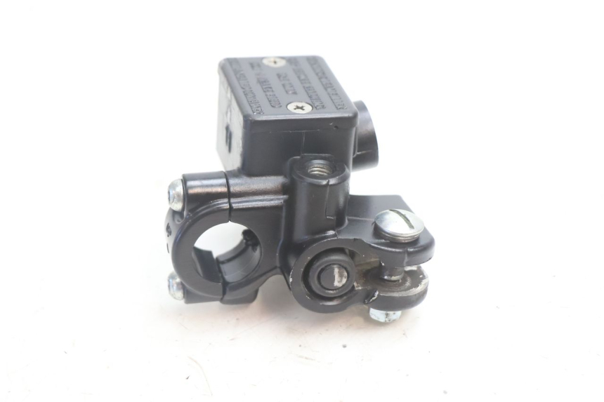 photo de CILINDRO MESTRE DIANTEIRO PIAGGIO ZIP 2T 50 (2009 - 2019) - Ampliação técnica