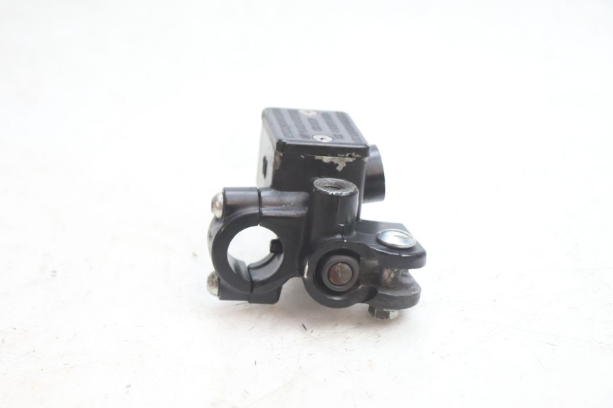 photo de CILINDRO MESTRE DIANTEIRO PIAGGIO ZIP 2T 50 (2009 - 2019) - Zoom do estado de desgaste