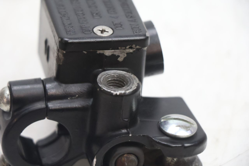 photo de CILINDRO MESTRE DIANTEIRO PIAGGIO ZIP 2T 50 (2009 - 2019) - Ampliação técnica
