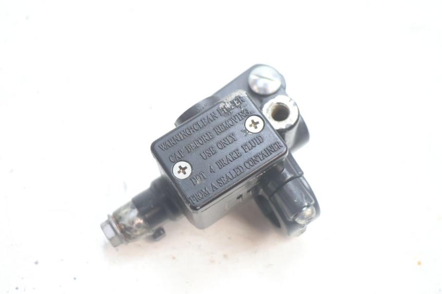 photo de CILINDRO MESTRE DIANTEIRO PIAGGIO ZIP IGET 4T 50 (2021 - 2023) - Vista principal