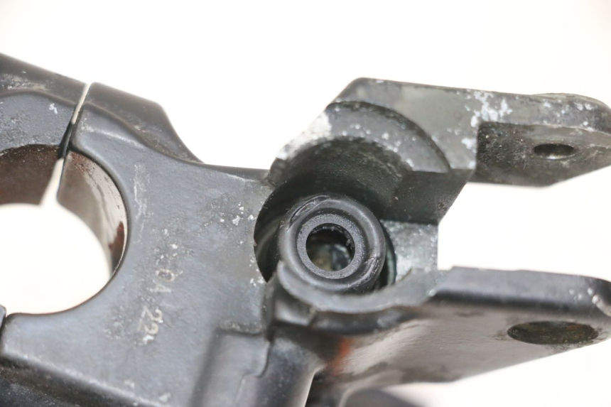 photo de CILINDRO MESTRE DE EMBREAGEM YAMAHA FJR ABS 1300 (2006 - 2012) - Outro ângulo de visão
