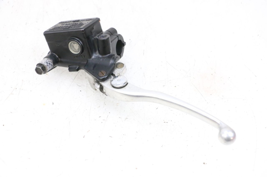 photo de CILINDRO MESTRE DE EMBREAGEM YAMAHA FJR ABS 1300 (2006 - 2012) - Marcações e referências