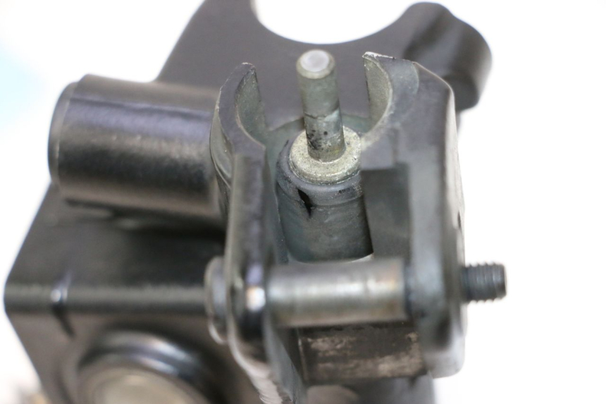 photo de CILINDRO MESTRE DE EMBREAGEM YAMAHA FJR 1300 (2001 - 2005) - Pontos de fixação