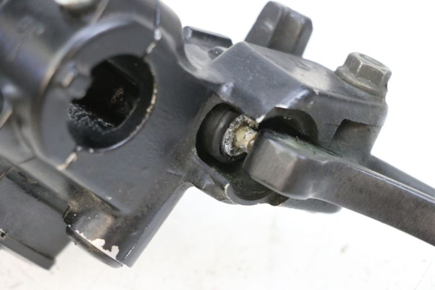 photo de CILINDRO MESTRE DE EMBREAGEM KAWASAKI GPZ RX 1000 (1986 - 1988) - Outro ângulo de visão