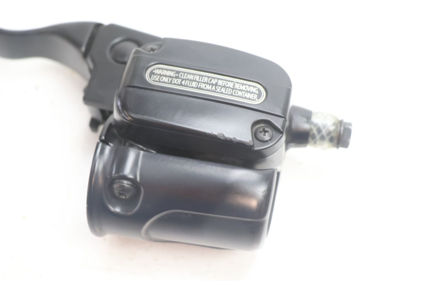 photo de CILINDRO MESTRE DE EMBREAGEM HARLEY DAVIDSON ROAD GLIDE FLTRXSE 1920 (2018 - 2022) - Ampliação técnica