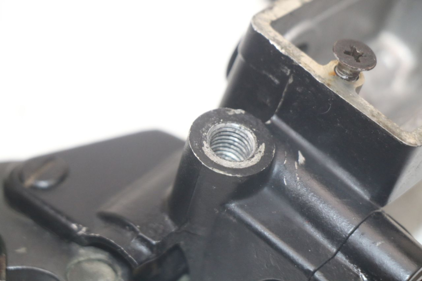 photo de CILINDRO MESTRE DE EMBREAGEM TRIUMPH SPEED TRIPLE T301 900 (1994 - 1996) - Ampliação técnica