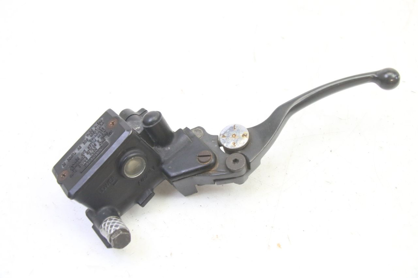 photo de CILINDRO MESTRE DE EMBREAGEM TRIUMPH SPRINT 900 (1995 - 1998) - Ampliação técnica