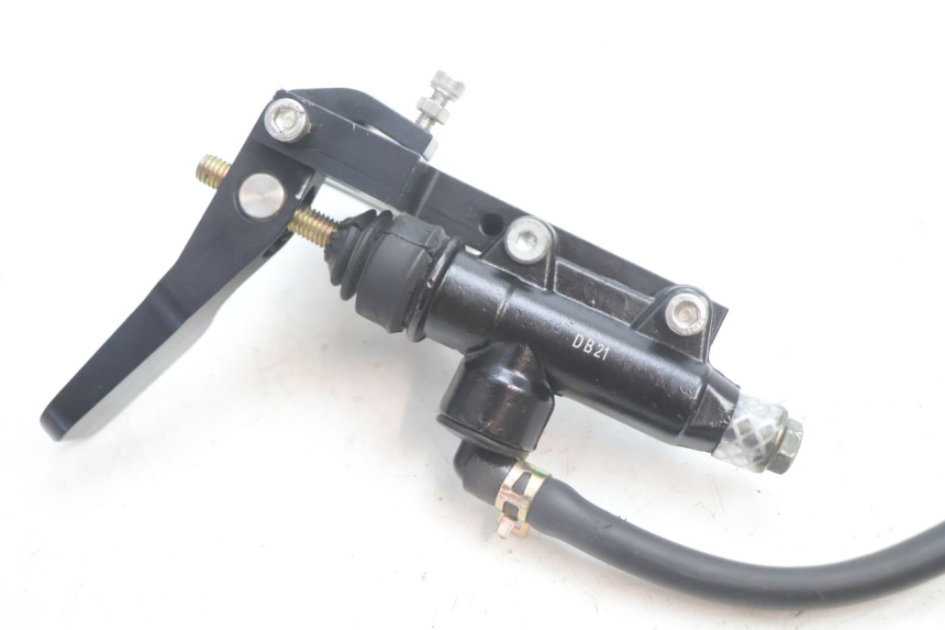 photo de CILINDRO MESTRE DE EMBREAGEM CAN-AM SPYDER RS 1000 (2008 - 2012) - Ampliação técnica