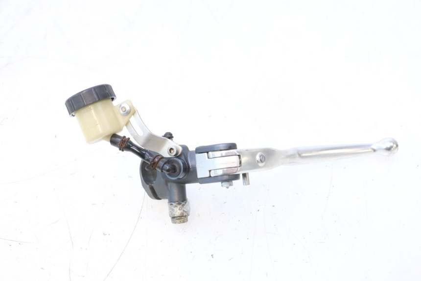 photo de CILINDRO MESTRE DE EMBREAGEM DUCATI SS IE DS CARENEE 1000 (2002 - 2006) - Detalhe da peça