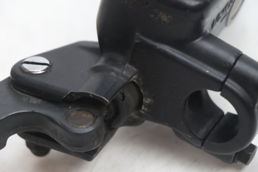 photo de CILINDRO MESTRE DA EMBREAGEM HONDA ST PAN EUROPEAN 1100 (1990 - 2002) - Outro ângulo de visão