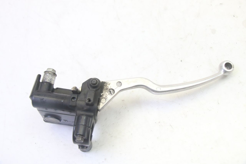 photo de CILINDRO MESTRE DO FREIO TRASEIRO SUZUKI BURGMAN 125 (2007 - 2014) - Pontos de fixação