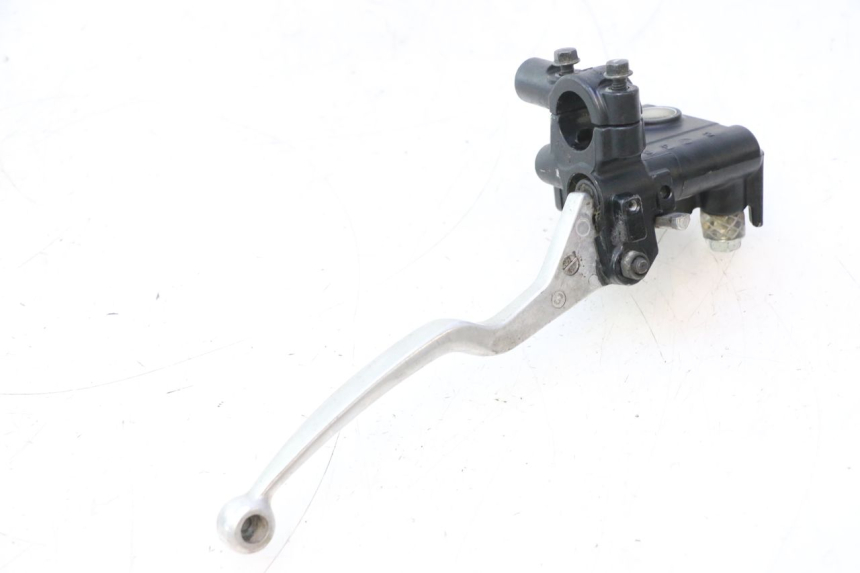 photo de CILINDRO MESTRE DO FREIO TRASEIRO SUZUKI BURGMAN 125 (2007 - 2014) - Ampliação técnica