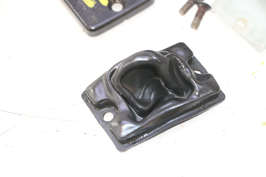 photo de CILINDRO MESTRE DO FREIO TRASEIRO SUZUKI BURGMAN 125 (2007 - 2014) - Vista de perto