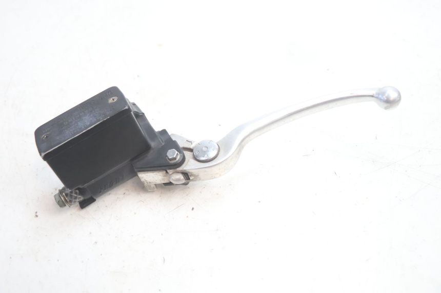 photo de CILINDRO MESTRE DO FREIO TRASEIRO SUZUKI BURGMAN EXECUTIVE ABS 650 (2006 - 2012) - Ampliação técnica