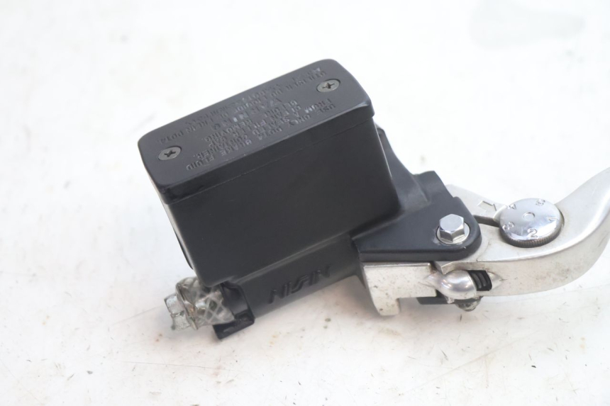 photo de CILINDRO MESTRE DO FREIO TRASEIRO SUZUKI BURGMAN EXECUTIVE ABS 650 (2006 - 2012) - Detalhe da peça