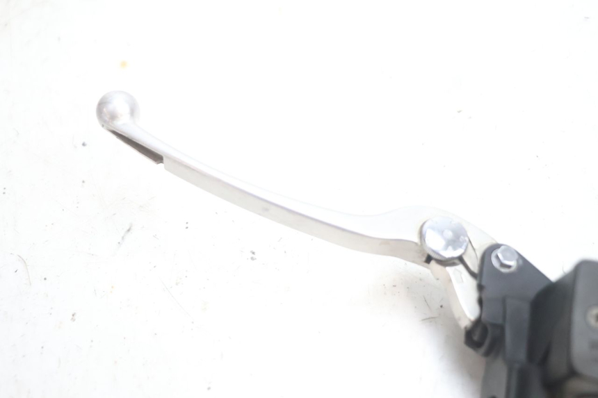 photo de CILINDRO MESTRE DO FREIO TRASEIRO SUZUKI BURGMAN EXECUTIVE ABS 650 (2006 - 2012) - Ampliação técnica