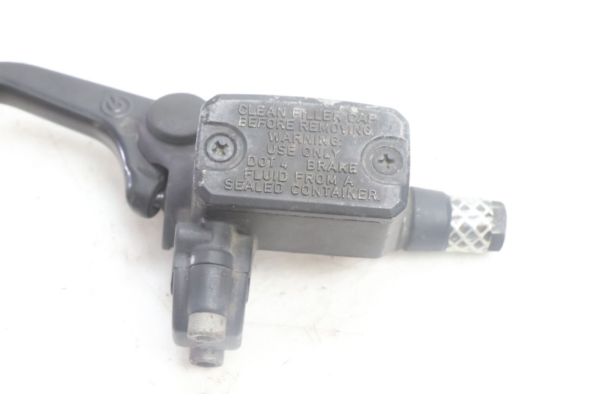 photo de CILINDRO MESTRE DO FREIO TRASEIRO BMW C1 125 (2000 - 2003) - Detalhe da peça