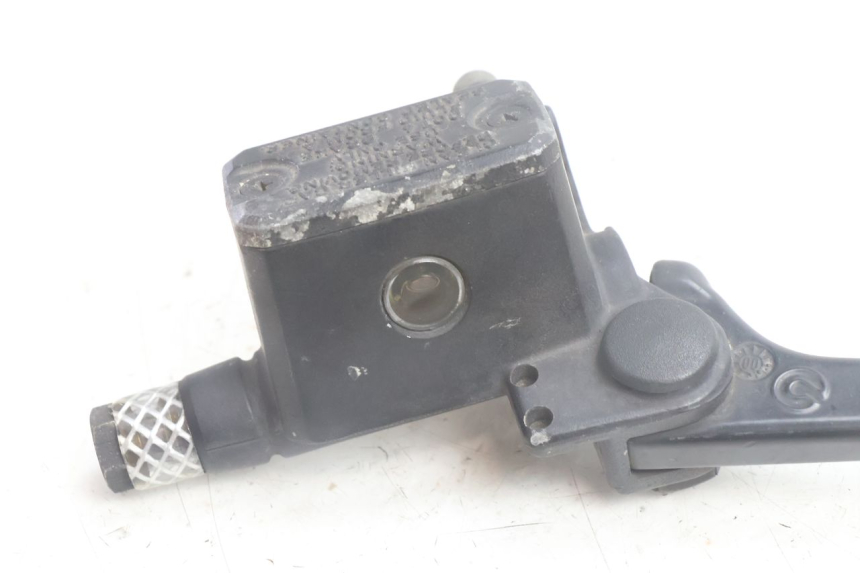 photo de CILINDRO MESTRE DO FREIO TRASEIRO BMW C1 125 (2000 - 2003) - Ampliação técnica