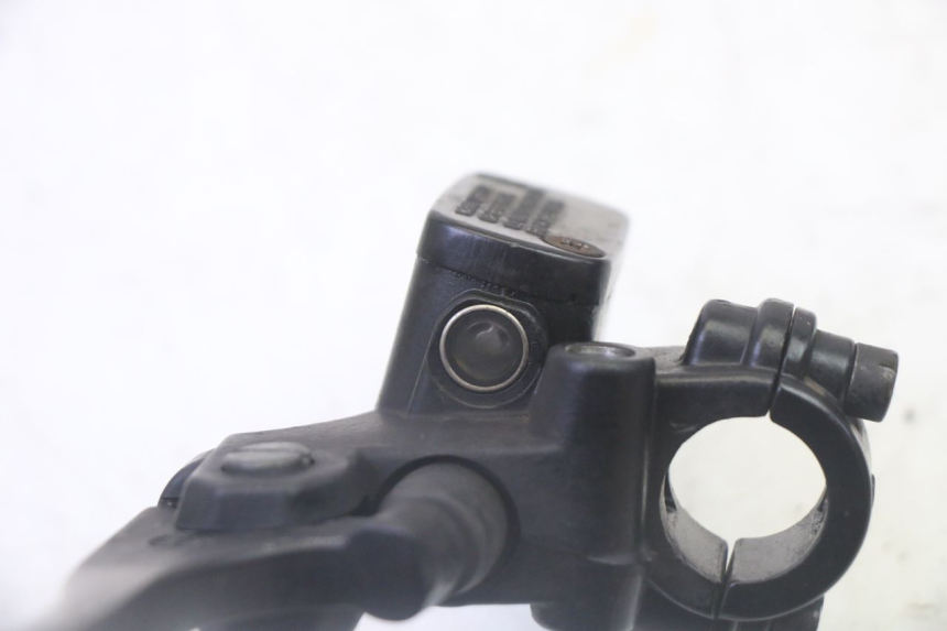 photo de CILINDRO MESTRE DO FREIO TRASEIRO PEUGEOT ELYSTAR 50 (2002 - 2014) - Ampliação técnica