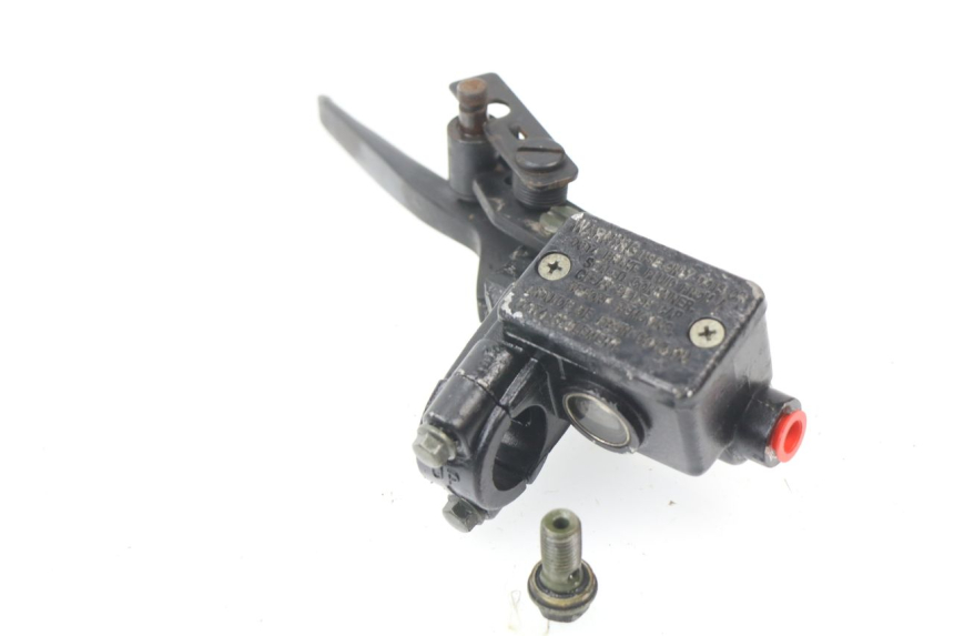 photo de CILINDRO MESTRE DO FREIO TRASEIRO TNT MOTOR FASTINO 4T 50 (2013 - 2019) - Zoom do estado de desgaste