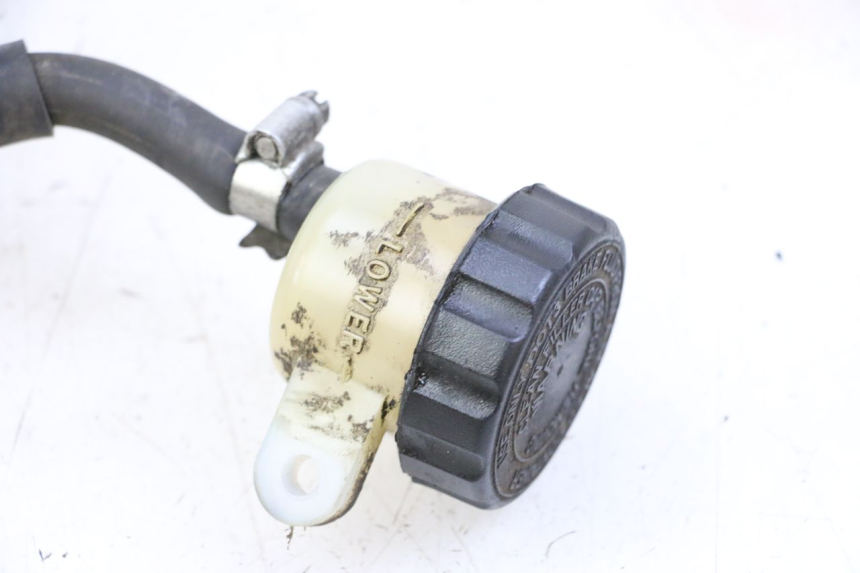 photo de CILINDRO MESTRE DO FREIO TRASEIRO YAMAHA FJ 36Y 1100 (1984 - 1985) - Pontos de fixação