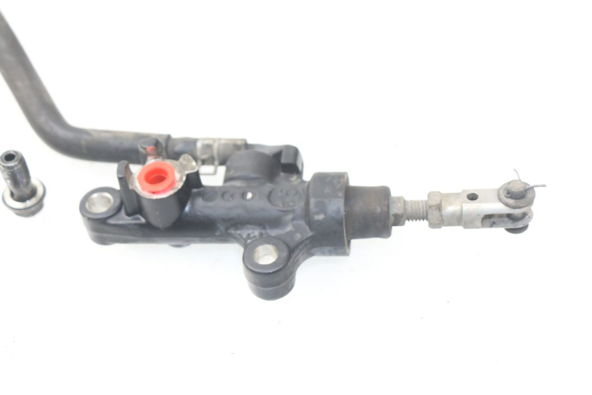 photo de CILINDRO MESTRE DO FREIO TRASEIRO YAMAHA FJR ABS 1300 (2006 - 2012) - Zoom do estado de desgaste