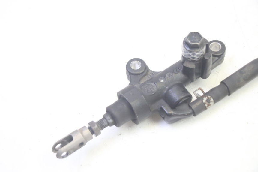 photo de CILINDRO MESTRE DO FREIO TRASEIRO YAMAHA FJR ABS 1300 (2006 - 2012) - Detalhe da peça