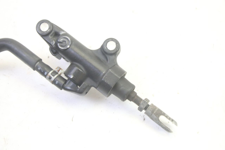 photo de CILINDRO MESTRE DO FREIO TRASEIRO YAMAHA FJR ABS 1300 (2006 - 2012) - Pontos de fixação