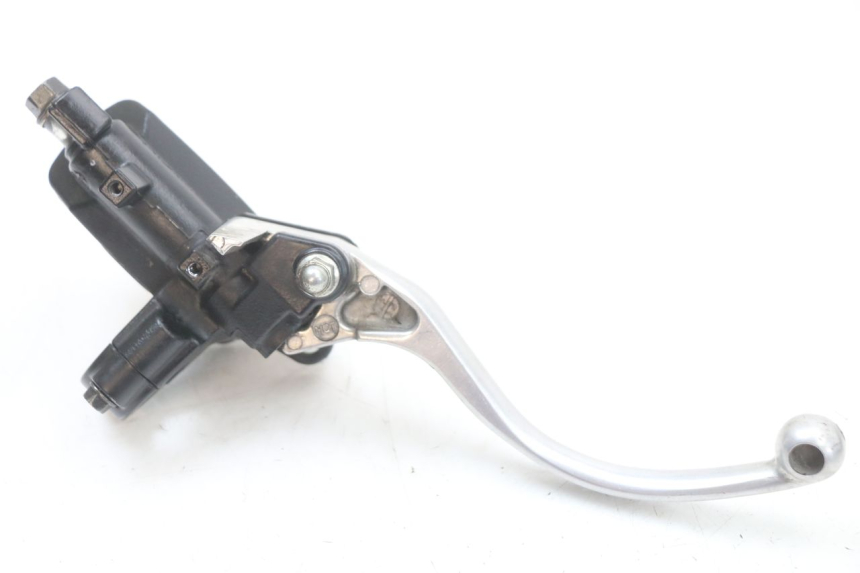 photo de CILINDRO MESTRE DO TRAVÃO TRASEIRO HONDA FJS SILVER WING SILVERWING 400 (2005 - 2008) - Pontos de fixação