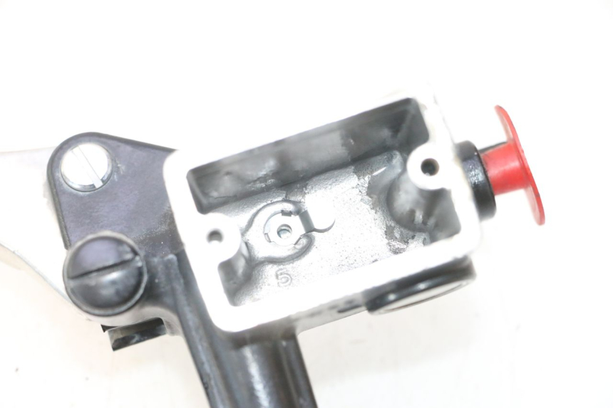 photo de CILINDRO MESTRE DO FREIO TRASEIRO HONDA FORZA 125 (2015 - 2016) - Detalhe da peça