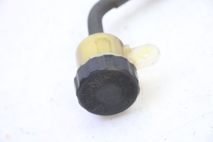 photo de CILINDRO MESTRE DO FREIO TRASEIRO YAMAHA FZ6 FAZER S2 600 (2007 - 2011) - Pontos de fixação
