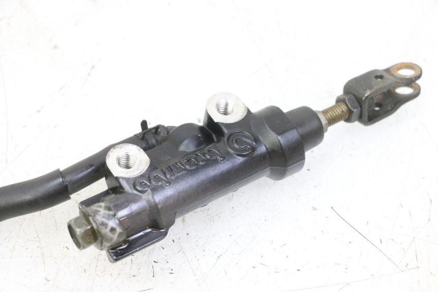 photo de CILINDRO MESTRE DO FREIO TRASEIRO YAMAHA FZ6 N FAZER 600 (2004 - 2006) - Zoom do estado de desgaste