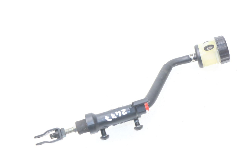 photo de CILINDRO MESTRE DO FREIO TRASEIRO YAMAHA FZ8 800 (2010 - 2016) - Outro ângulo de visão