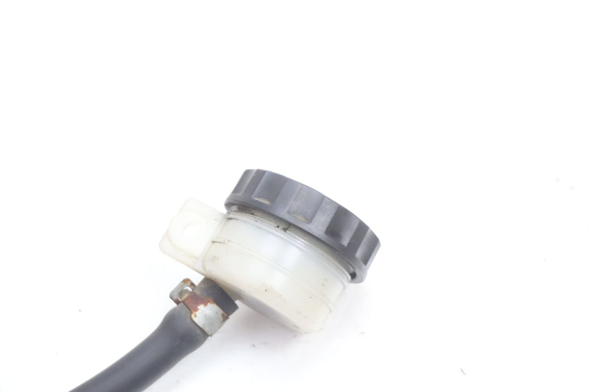 photo de CILINDRO MESTRE DE FREIO TRASEIRO KAWASAKI GPX F ZX750F 750 (1986 - 1990) - Estado da superfície