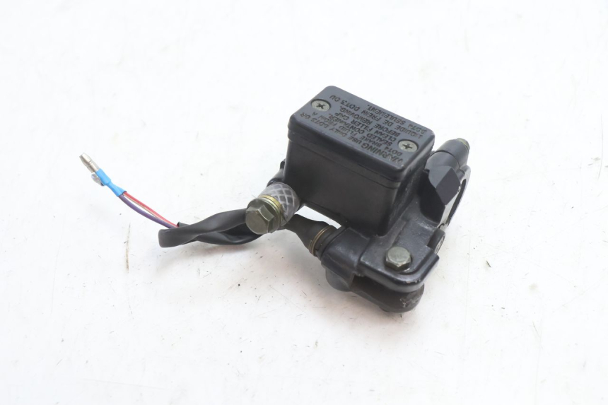 photo de CILINDRO MESTRE DE FREIO TRASEIRO TNT MOTOR GRIDO 2T 50 (2010 - 2019) - Zoom do estado de desgaste
