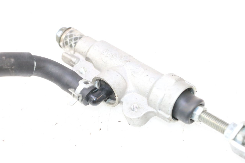 photo de CILINDRO MESTRE DO FREIO TRASEIRO SUZUKI GSR 600 (2005 - 2012) - Zoom do estado de desgaste