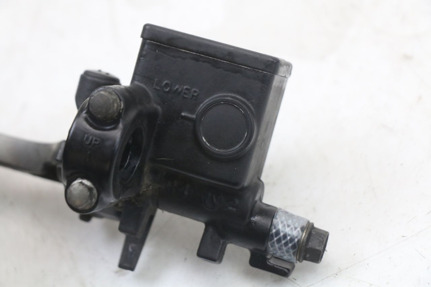 photo de CILINDRO MESTRE DO FREIO TRASEIRO HONDA FES S-WING SWING 125 (2007 - 2015) - Ampliação técnica