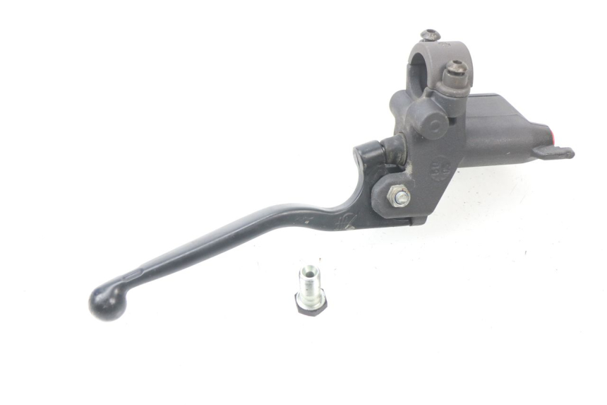 photo de CILINDRO MESTRE DO FREIO TRASEIRO PEUGEOT JET FORCE CARBU 50 (2003 - 2016) - Pontos de fixação