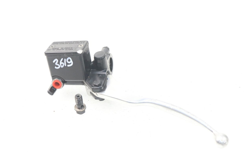 photo de CILINDRO MESTRE DO FREIO TRASEIRO SYM JOYMAX 250 (2013 - 2017) - Vista principal
