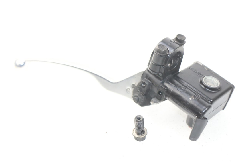 photo de CILINDRO MESTRE DO FREIO TRASEIRO SYM JOYMAX 250 (2013 - 2017) - Zoom do estado de desgaste