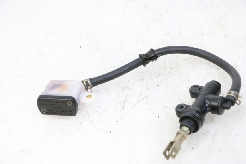 photo de CILINDRO MESTRE DO FREIO TRASEIRO KIDEN KD125-G 125 (2018 - 2022) - Ampliação técnica