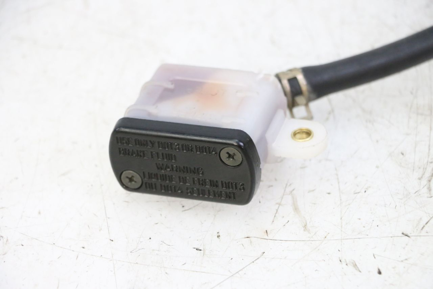 photo de CILINDRO MESTRE DO FREIO TRASEIRO KIDEN KD125-G 125 (2018 - 2022) - Pontos de fixação