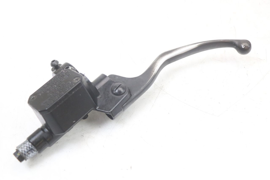 photo de CILINDRO MESTRE DO FREIO TRASEIRO PIAGGIO MP3 HPE 350 (2018 - 2020) - Outro ângulo de visão