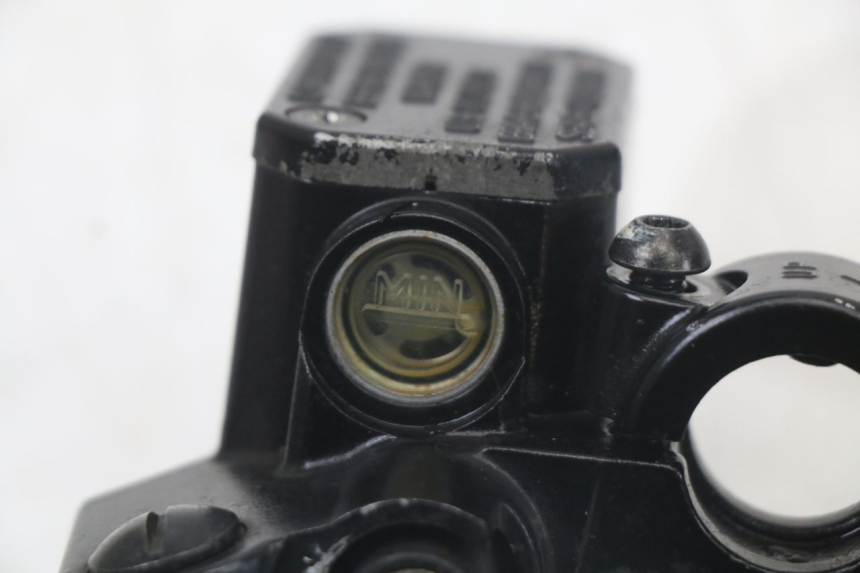 photo de CILINDRO MESTRE DO FREIO TRASEIRO PIAGGIO MP3 HPE 350 (2018 - 2020) - Vista geral