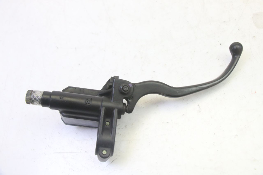 photo de CILINDRO MESTRE DO FREIO TRASEIRO PIAGGIO MP3 LT 300 (2010 - 2016) - Pontos de fixação