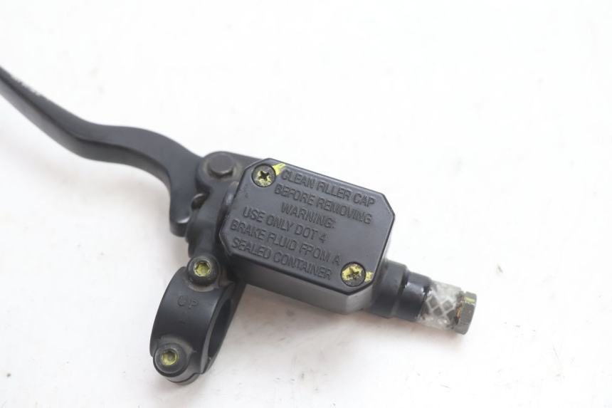 photo de CILINDRO MESTRE DO FREIO TRASEIRO PIAGGIO MP3 LT 300 (2010 - 2016) - Zoom do estado de desgaste