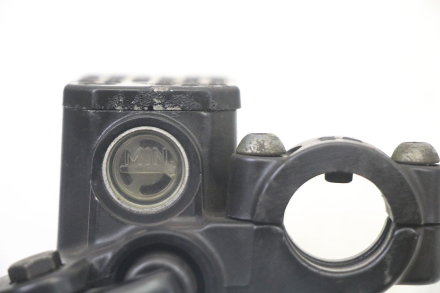 photo de CILINDRO MESTRE DO FREIO TRASEIRO PIAGGIO MP3 500 (2011 - 2015) - Ampliação técnica
