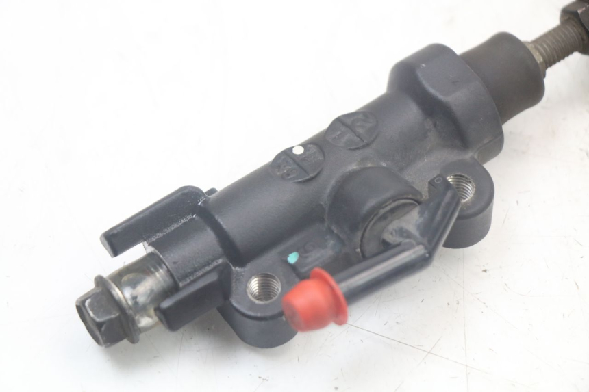 photo de CILINDRO MESTRE DO FREIO TRASEIRO YAMAHA MT-07 MT07 ABS 700 (2014 - 2017) - Pontos de fixação