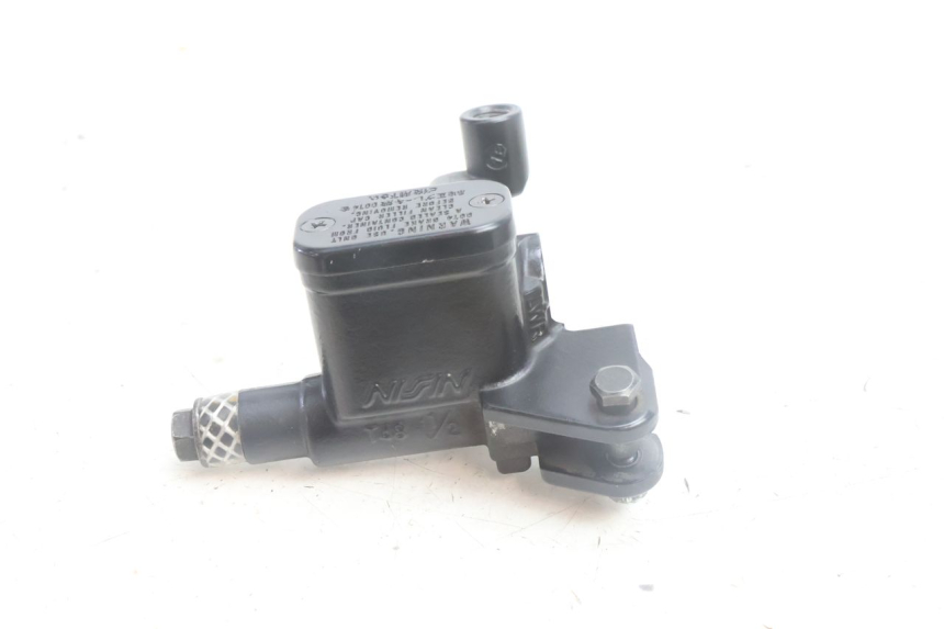 photo de CILINDRO MESTRE DE FREIO TRASEIRO YAMAHA N-MAX NMAX 125 (2021 - 2024) - Outro ângulo de visão